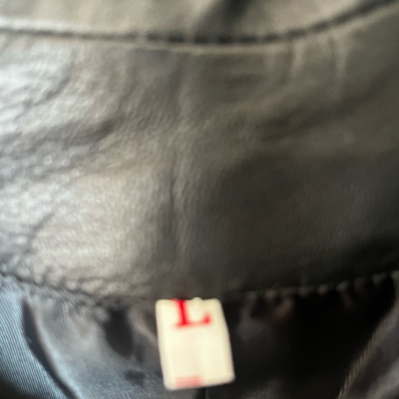 Sebastian 100% Leather Vest - Picture 7 of 7